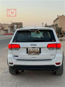 جیپ گراند شیرۆکی